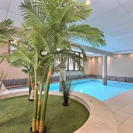 דירה Superbe Avec Piscine Au Centre St Lary Village *